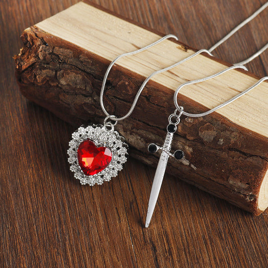 Creative Fashion Heart-shaped Pendant Diamond-embedded Love Necklace